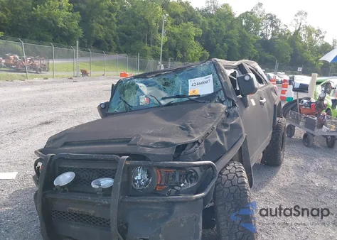 2010 Toyota Fj Cruiser from USA, damaged, VIN JTEBU4BF6AK088964